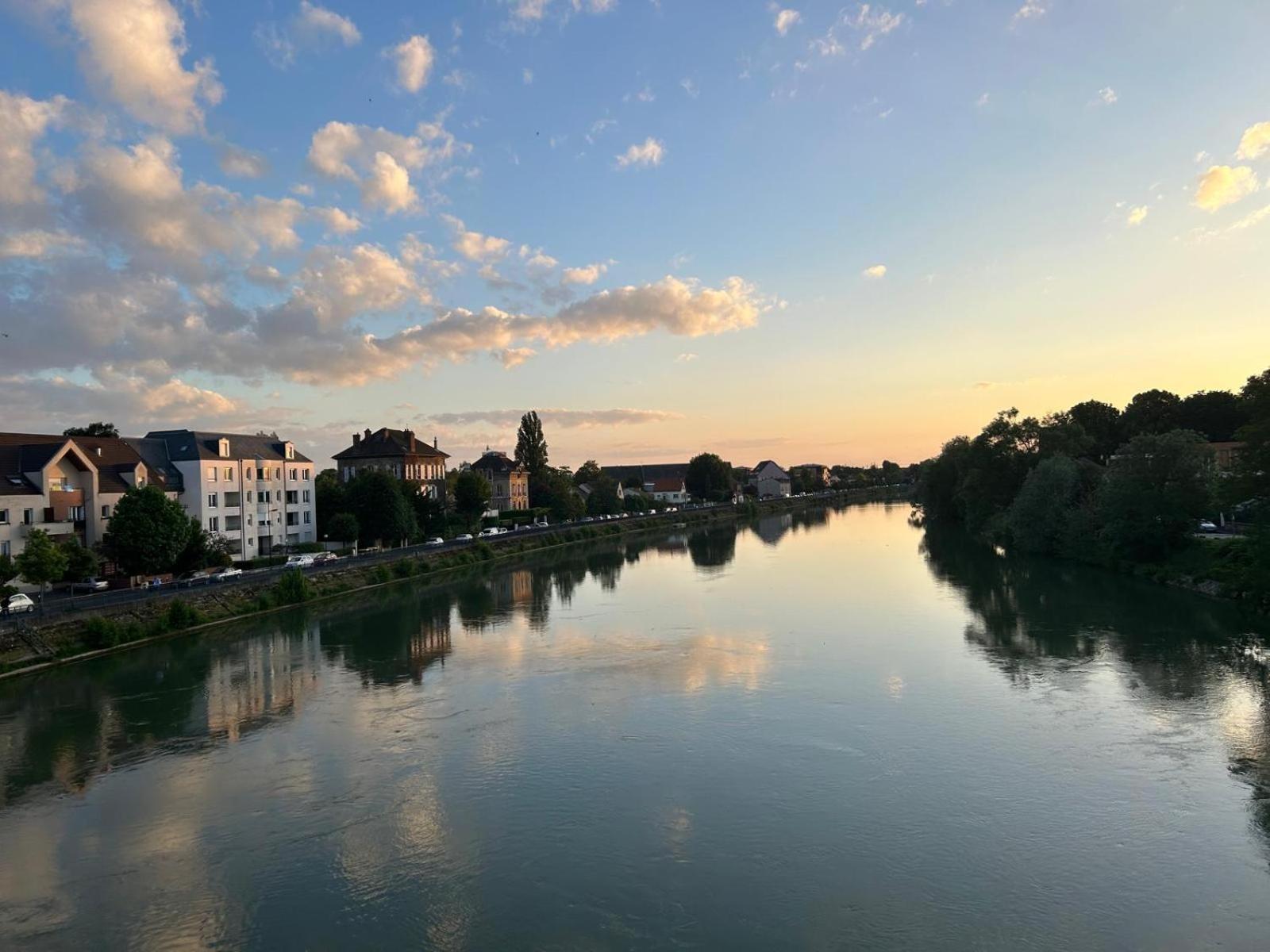 Apartment Le Petit Nid D'yves Lagny-sur-Marne